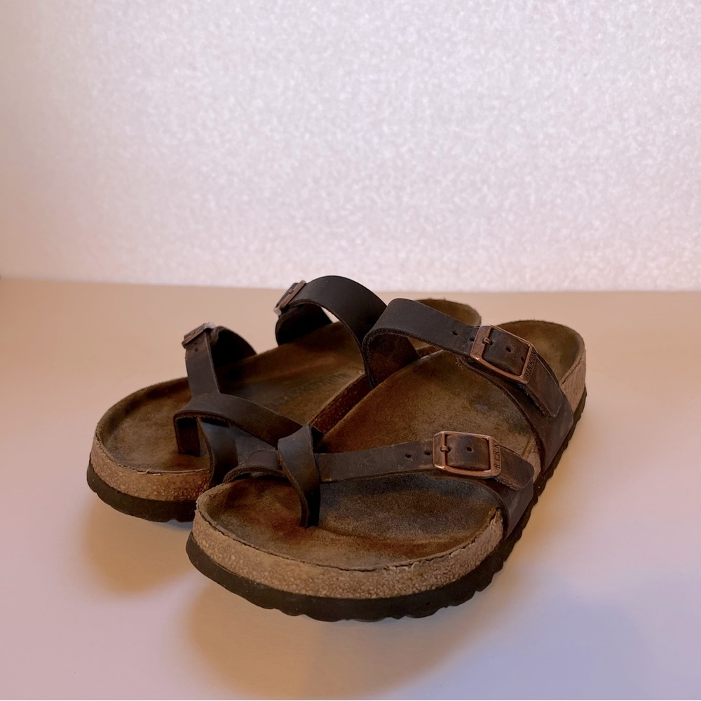 Women's Mayari Oiled Leather Thong Sandals size 37
(Women’s US 6-6.5)